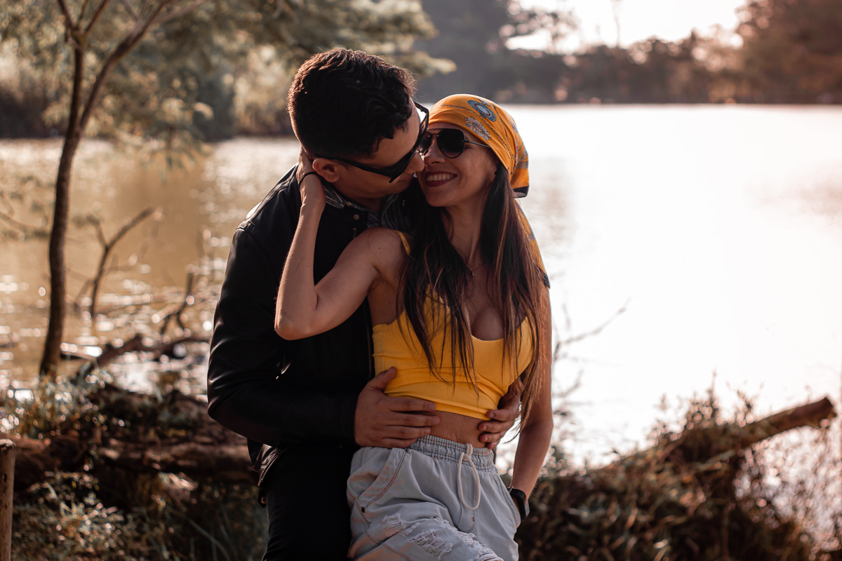 ensaio casal parque do carmo final de tarde em no parque pero de um lago-17.jpg